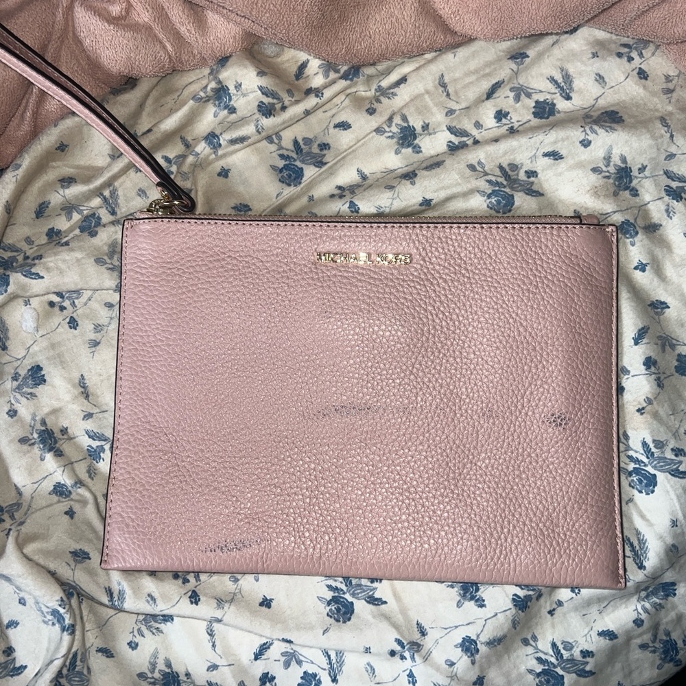 Michael Kors Pale Pink Pebbled Leather Wristlet Clutch with Gold-Tone Logo